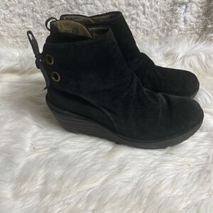 Fly London leather black suede ankle wedge boots back lace closure EUR SZ39.